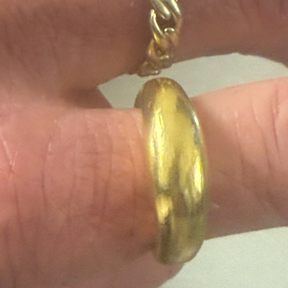 Chunky Gold Ring - Picture 6 of 6